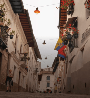 Timeless Quito: Culture around the street of Quito old town