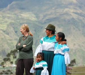 Karanki Magdalena Women with tourist